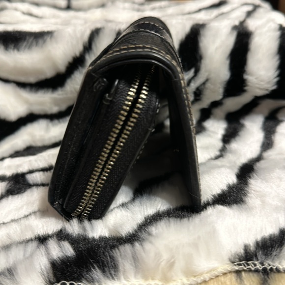 Coach Wallet - Picture 3 of 5